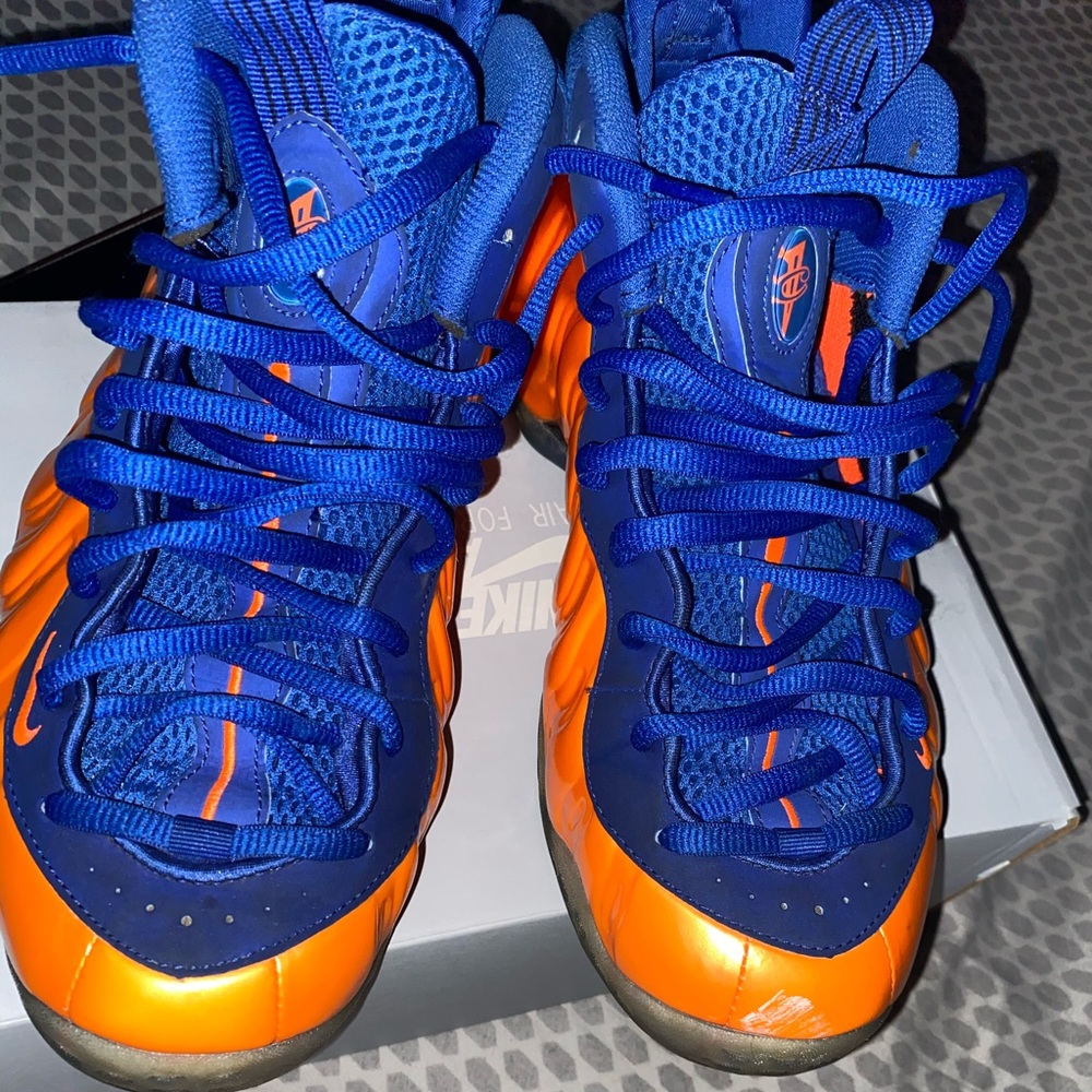 Nike foamposite “knicks”
